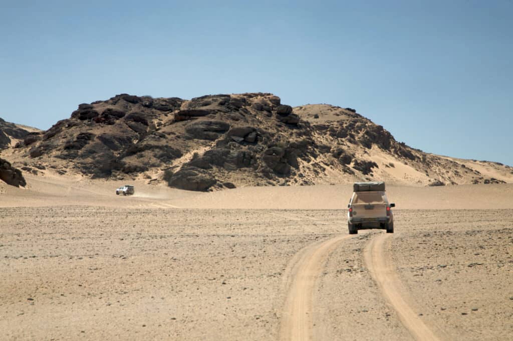 4x4 car in the desert